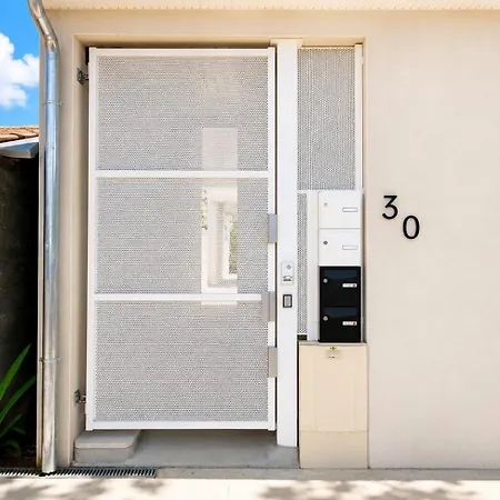 Semesterbostad T3 Neuve Avec Jardin, Clim, Parking Gratuit *